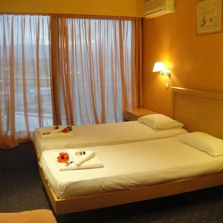Hotel Isthmia Prime 3*