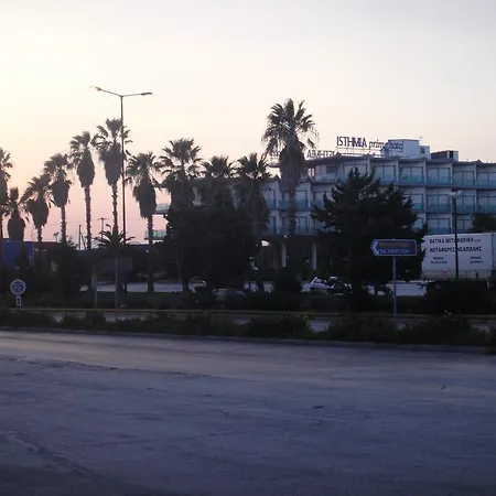 מלון Isthmia Prime