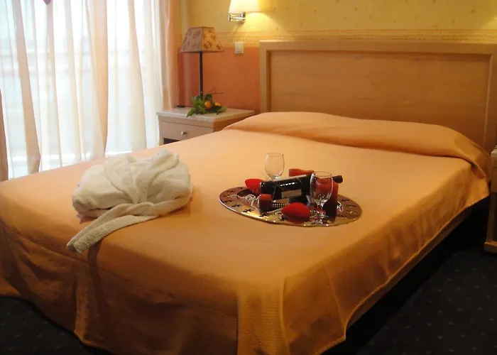 Hotel Isthmia Prime 3*